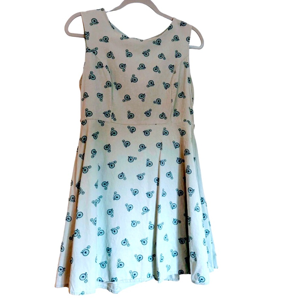 Am Wardrobe sz med Light Blue Bicycle Print Skater Dress